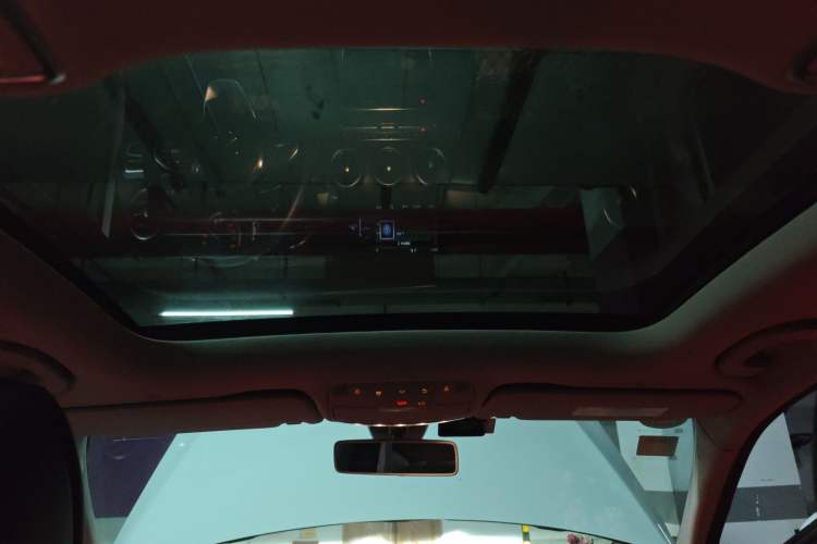 Used Mercedes-Benz C-Class 2020 Restyled C 260 L Sport Edition Headliner