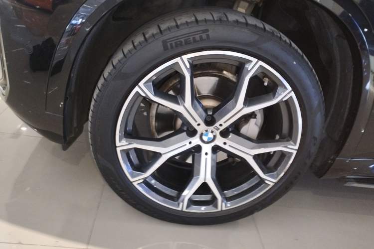 Used BMW X5 2023 xDrive 30Li Luxury M Sport Night Edition Package