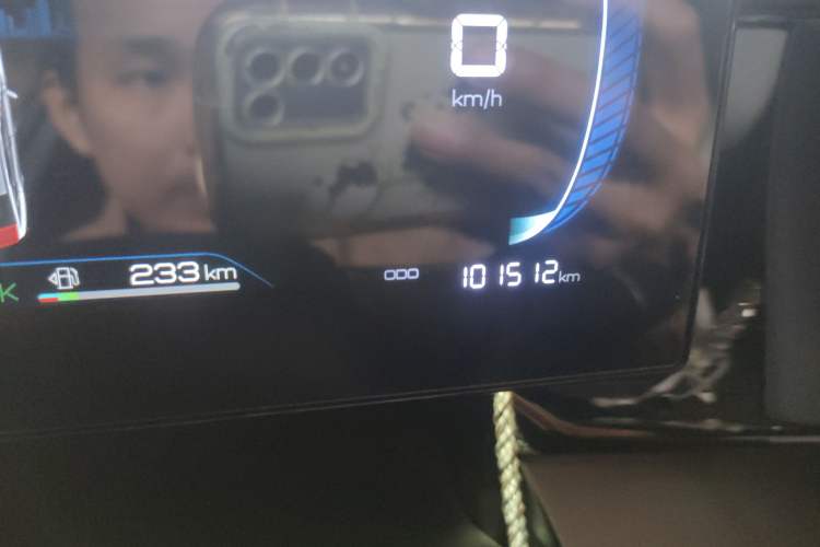 Used BYD Qin PLUS 2024 HONOR Edition DM-i 120KM Leading Model Odometer Close Up