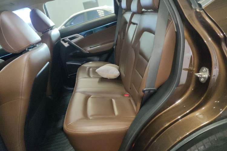 Used Geely Auto Emgrand X7 Sport 2016 1.8TD Automatic ZhiZun Version