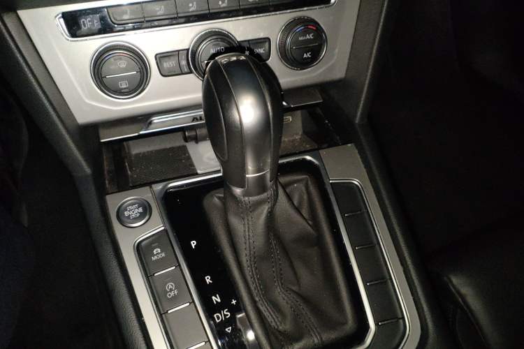 Used Volkswagen Variant 2018 380TSI Four-Wheel Drive Longitudinal Version