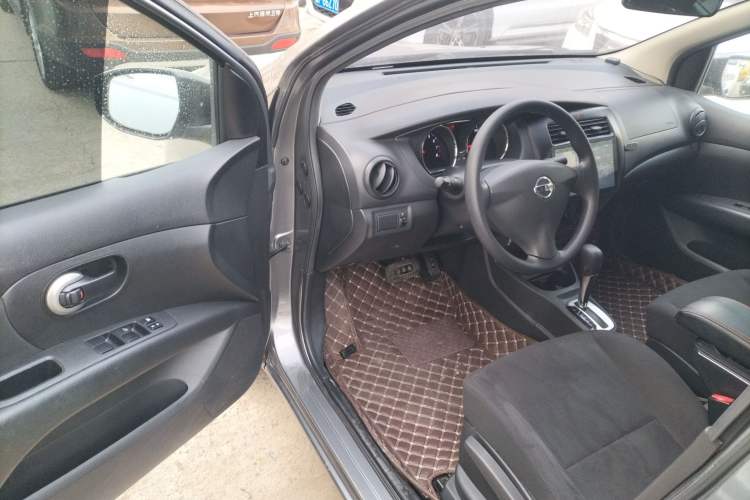 Used Nissan Livina 2015 1.6XE CVT Comfort Edition