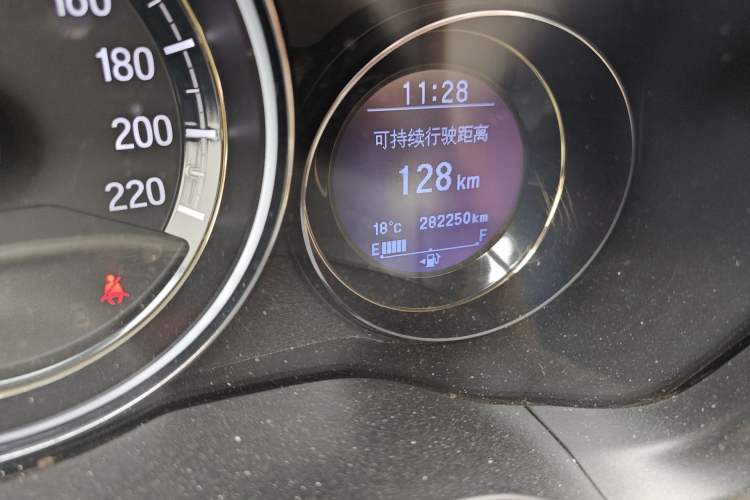 Used Honda XR-V 2015 1.8L VTi CVT Luxury Edition Odometer Close Up