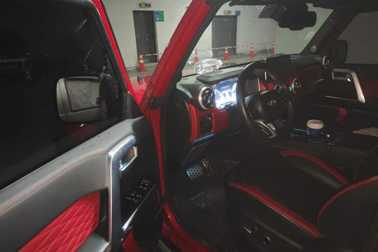 Used BAIC Off-Road BJ40 2018 PLUS 2.3T Automatic Four-Wheel Drive Flagship Version China V Emission Standard