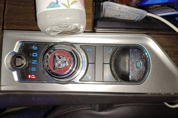 Used Jaguar XF 2013 XF 3.0 SC Prestige Edition
