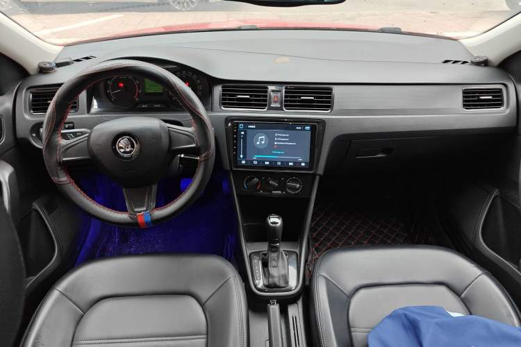 Used Skoda Rapid Spaceback 2014 1.6L Automatic Enjoyment Edition