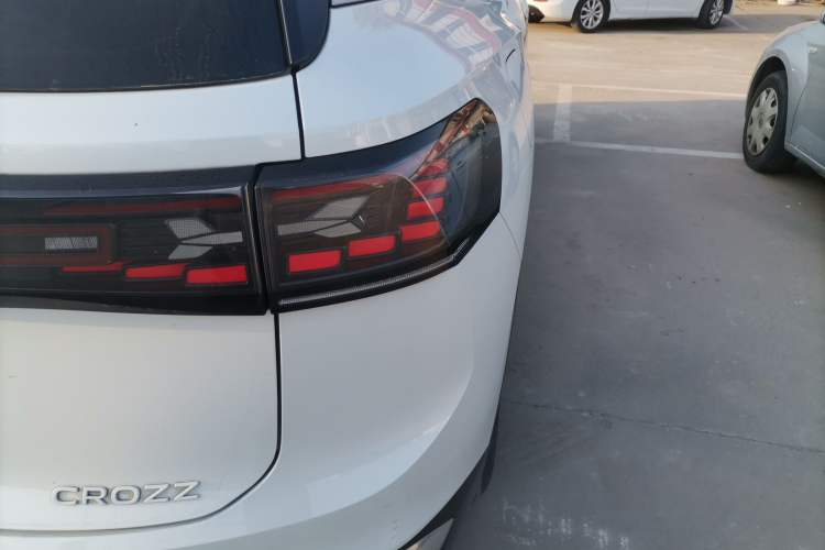 Used Volkswagen ID.6 CROZZ 2021 High-Performance PRIME Edition Right Rear Taillight