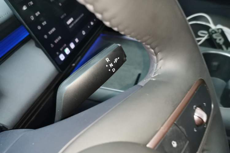 Used Nissan N6 2026 Model 180 Max Gear Lever