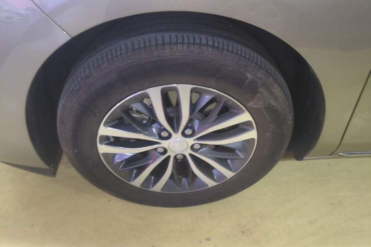 Used Buick GL8 2023 ES Lu Zun Comfort Model
