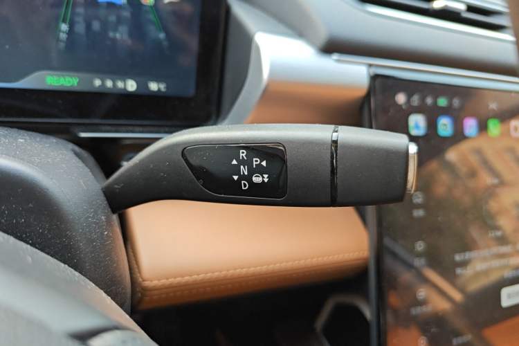 Used XPeng P5 2021 460E Gear Lever