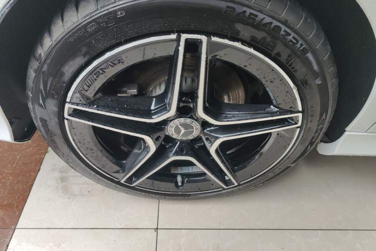 Used Mercedes-Benz C-Class 2021 C 260 L Sport Edition Star Collection Right Rear Wheel Hub