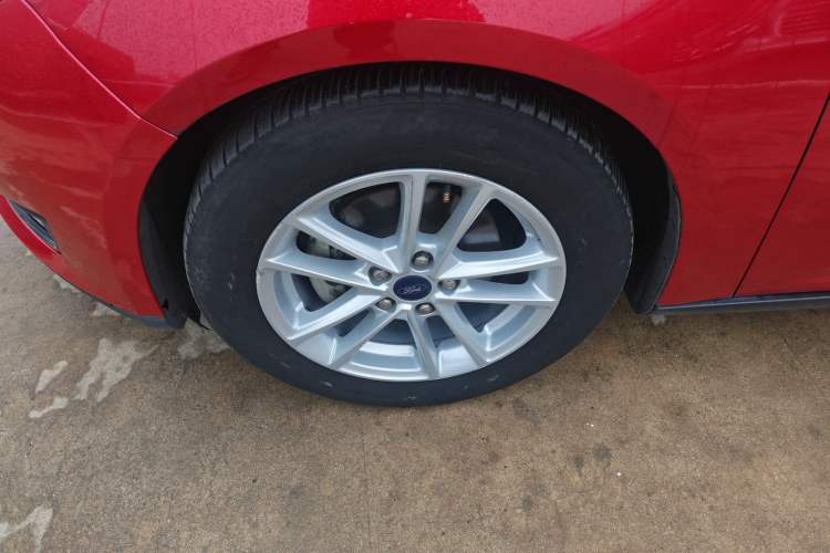 Used Ford Focus 2017 Hatchback EcoBoost 180 Automatic Elite Model
