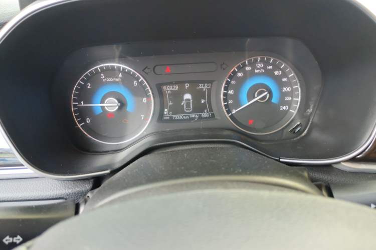 Used Dongfeng Fengon 580 2020 1.5T CVT Luxury Edition Odometer Close Up