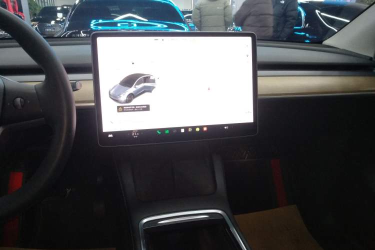 Used Tesla Model Y 2021 Standard Range Rear-Wheel Drive Version