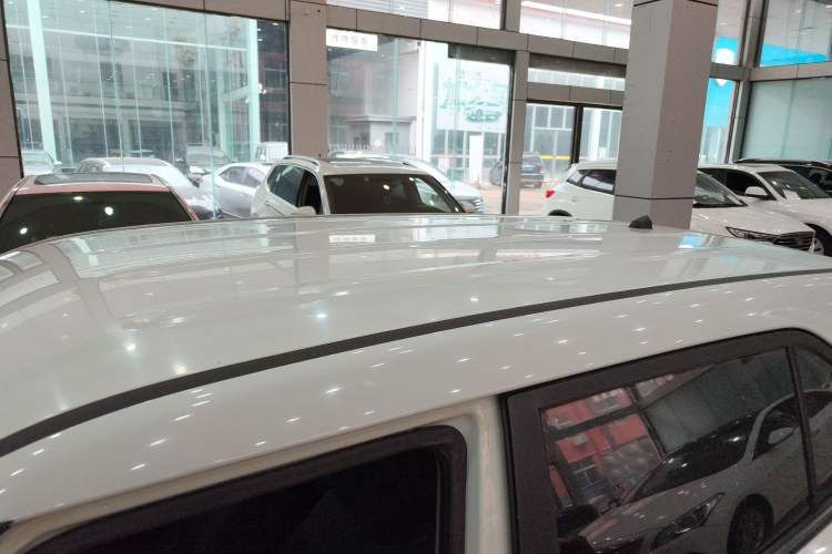 Used Hyundai ix25 2015 1.6L Automatic Two-Wheel Drive Fashionable GS Model Roof