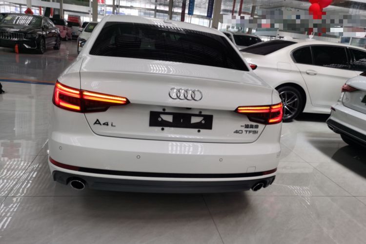 Used Audi A4L 2018 30th Anniversary Edition 40 TFSI Fashion Model
