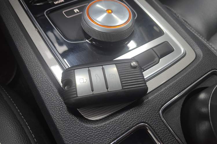 Used Roewe i6 New Energy 2017 45T Hybrid Connect & Smart Enjoyment Edition