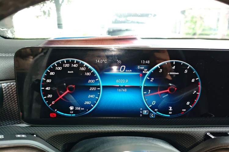 Used Mercedes-Benz A-Class 2022 Revised Version A 200 L Sport Sedan Fashionable Style Instrument Cluster