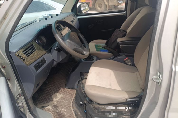 Used Jinbei Hiace X30 2023 1.5L Super-Enjoyment Van 2/5 Seats Non-Air-Conditioned Version SWC15M
