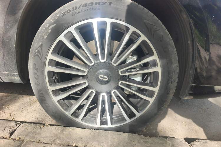 Used Hima AITO M7 2024 1.5T Intelligent Drive Rear-Drive Ultra Version 5 Seats
