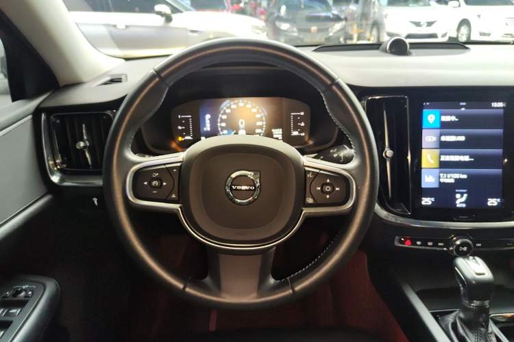 Used Volvo S60 2020 T4 Zhiyi Luxury Edition
