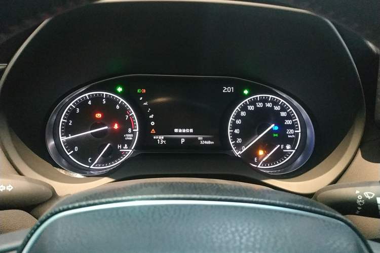 Used Toyota Harrier 2022 2.0L CVT Two-Wheel Drive Deluxe Edition