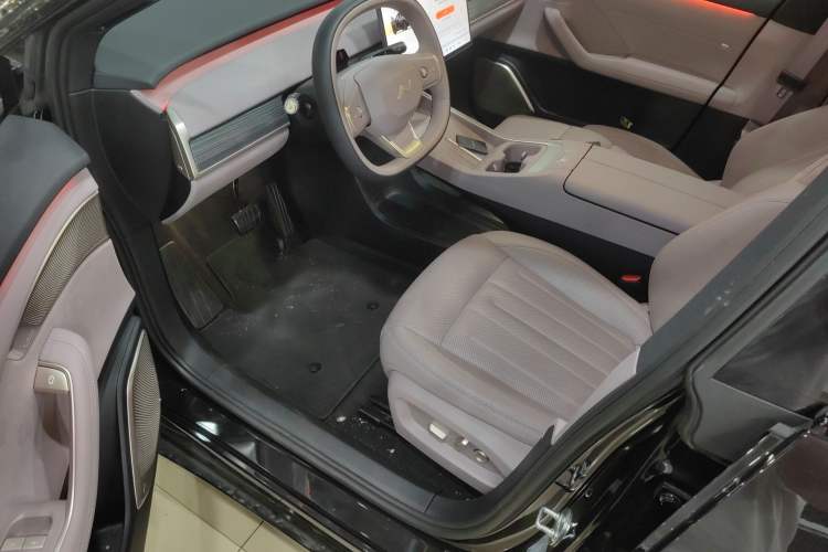 Used ONVO L60 2024 60 kWh Rear-Drive Version Driver Seat