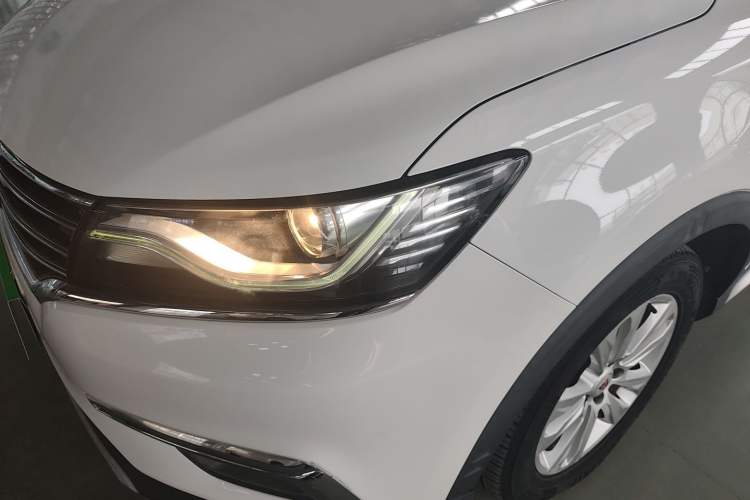 Used Roewe RX5 2018 20T Two-Wheel Drive Automatic Flagship Edition
