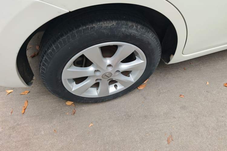 Used Nissan Tiida 2011 1.6L CVT Comfort Model