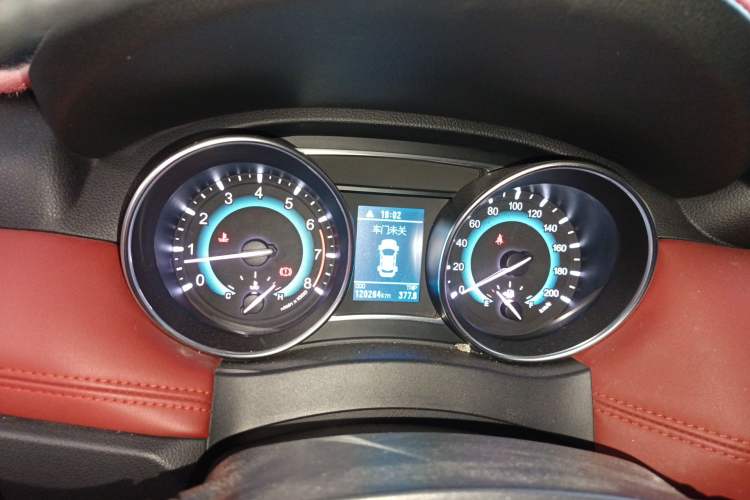 Used Haval H1 2016 Blue Label 1.5L Manual Luxury Model
