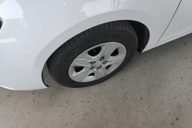 Used Chevrolet Cavalier 2019 320 Automatic Enjoyment with Sunroof
