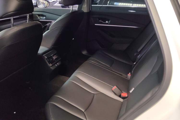 Used Honda Accord 2025 Sport Series 260TURBO Luxury Edition Left Rear Seat