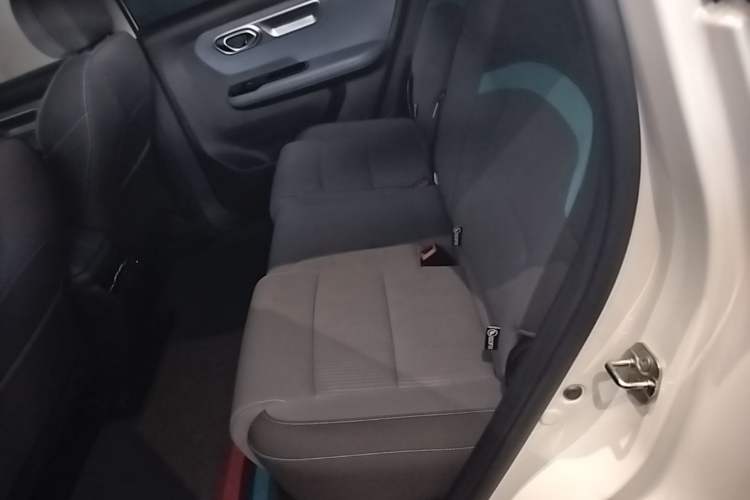 Used AION Y 2023 Plus 610 Enjoy Edition Left Rear Seat