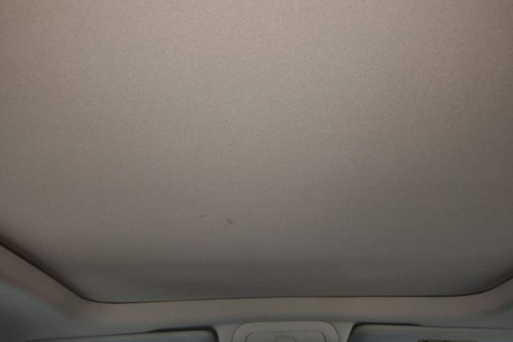 Used Cadillac XT5 2016 25T Luxury Model Headliner