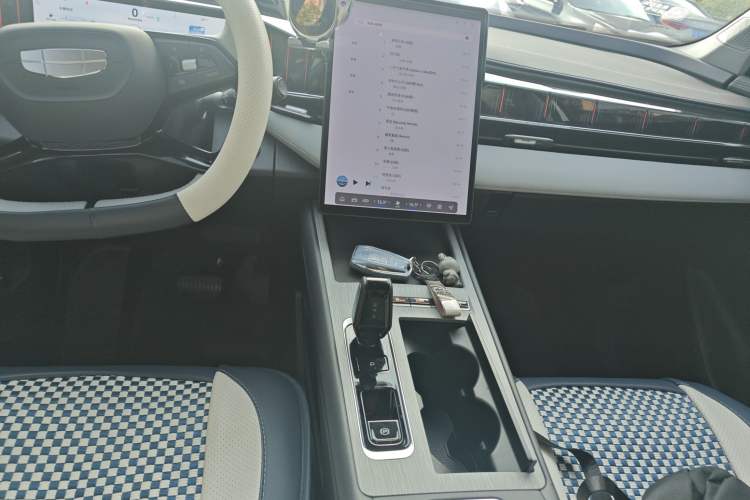 Used Geely Auto FX11 2024 1.5TD DCT Prestige Edition