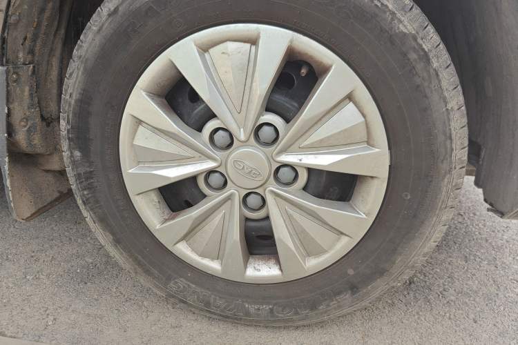 Used JAC Refine M3 2023 1.5T 7/8-Seater Smart Connectivity Version
