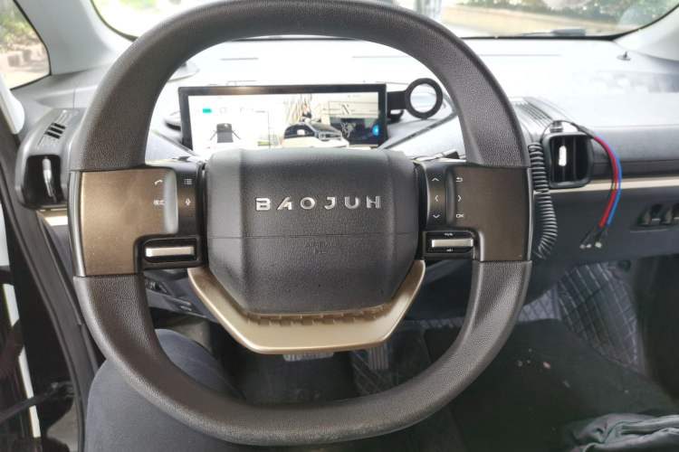 Used Baojun KiWi EV 2021 Artist Model Lithium Iron Phosphate
