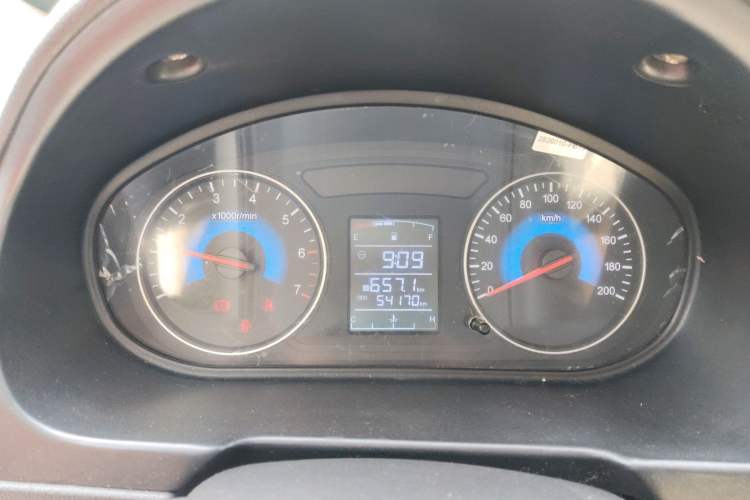 Used Dongfeng Fengon 360 2015 1.5L Manual Comfort II 7-Seater Instrument Cluster