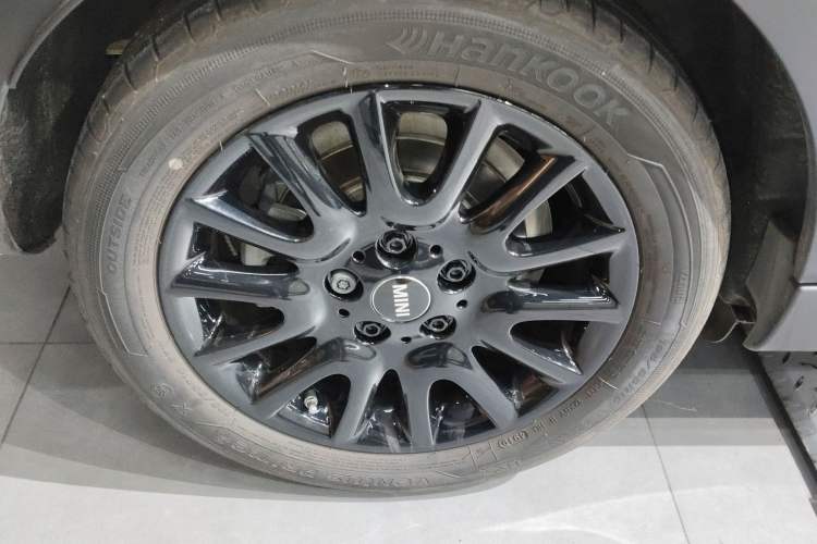 Used MINI 2019 1.5T COOPER Classic Edition Five-Door Version
