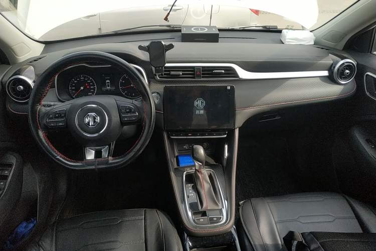 Used MG ZS 2022 180 DVVT Automatic Global Million-Unit 918 Edition
