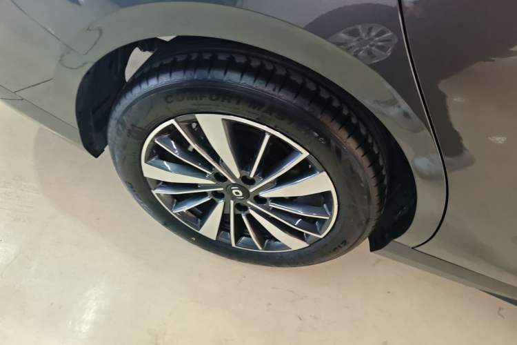 Used CHANGAN NEVO A05 2024 Truly Delicious Version 70" Beyond-Grade Edition