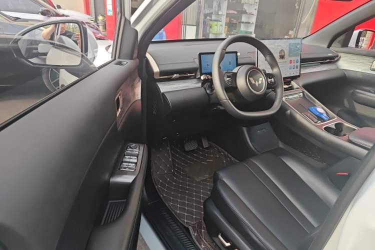 Used Wuling Xingguang S 2024 130 km Flagship Version