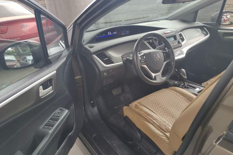 Used Honda Jade 2017 1.8L Automatic Classic Edition 5 seats Driver Seat