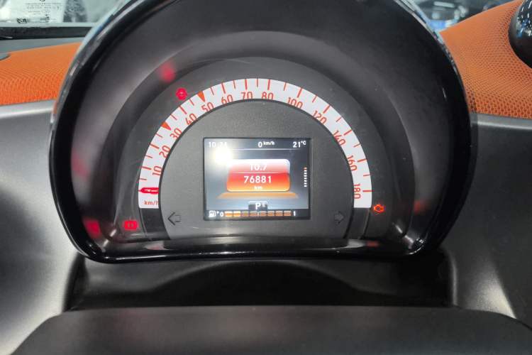 Used smart fortwo 2015 1.0L 52 kW Hardtop Passion Edition Instrument Cluster