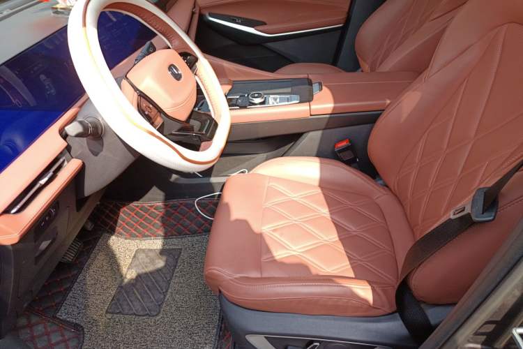 Used CHANGAN CS75 PLUS 2023 3rd Generation 1.5T Automatic Prestige Model
