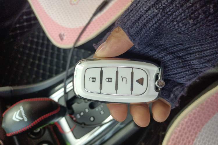 Used Citroen C4L 2013 1.6 THP Automatic Impression Edition
