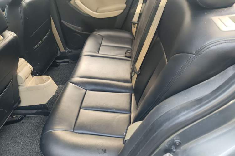 Used Volkswagen Lavida 2011 1.6L Manual Joy Version