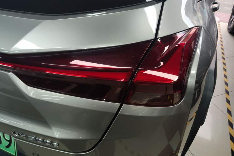 Used Lexus UX New Energy 2020 300e Pure·Joy Edition Exterior 3