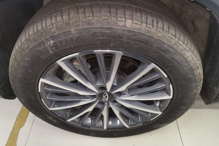 Used Chery Tiggo 8 PLUS 2024 Champion Edition 290TGDI DCT Hao Yue Version 5 Seats
