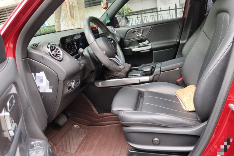 Used Mercedes-Benz GLB 2021 GLB 200 Fashion Model Left Front Seat